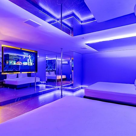 Drops Motel Brasilia Нуклео-Бандейранти Экстерьер фото
